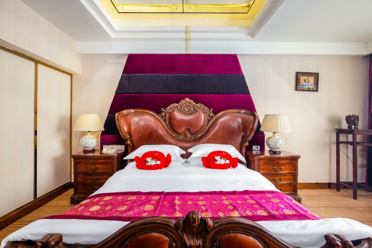 New Century Hotel Yangshuo Dış mekan fotoğraf