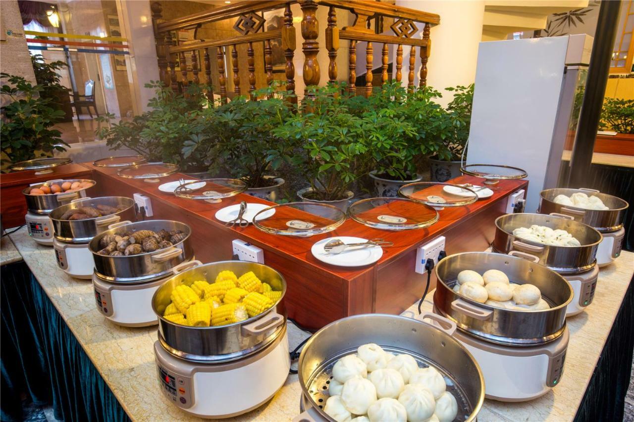 New Century Hotel Yangshuo Dış mekan fotoğraf