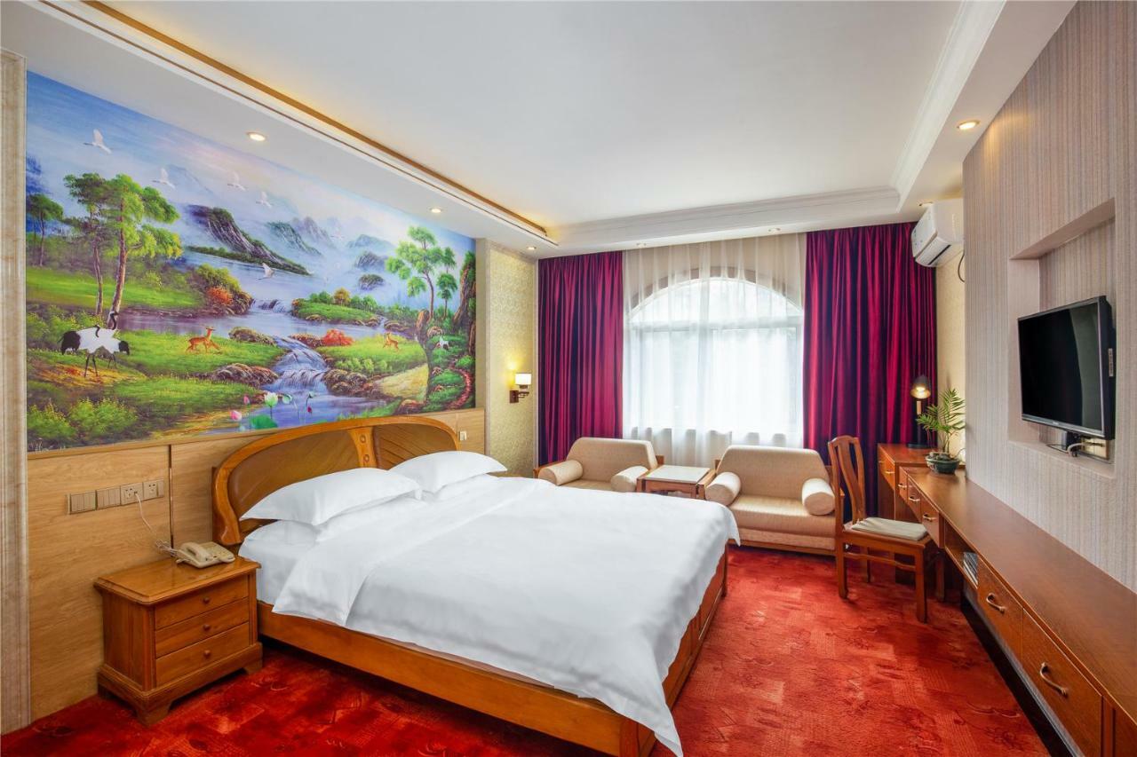 New Century Hotel Yangshuo Dış mekan fotoğraf